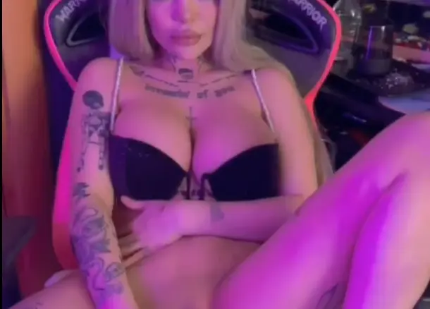 Dildo Fucking