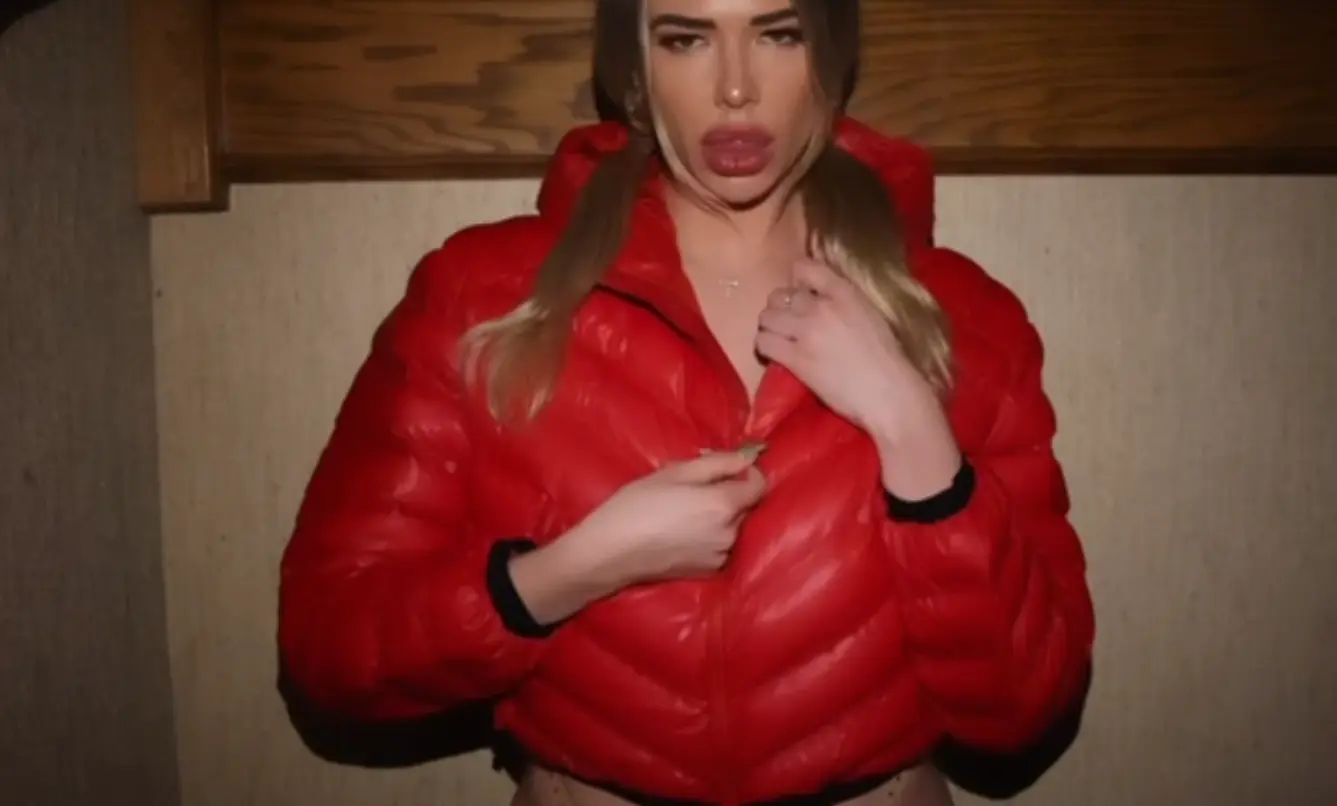 StripTease