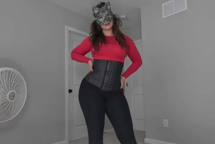 Physical Therapist seduces professional Athlete